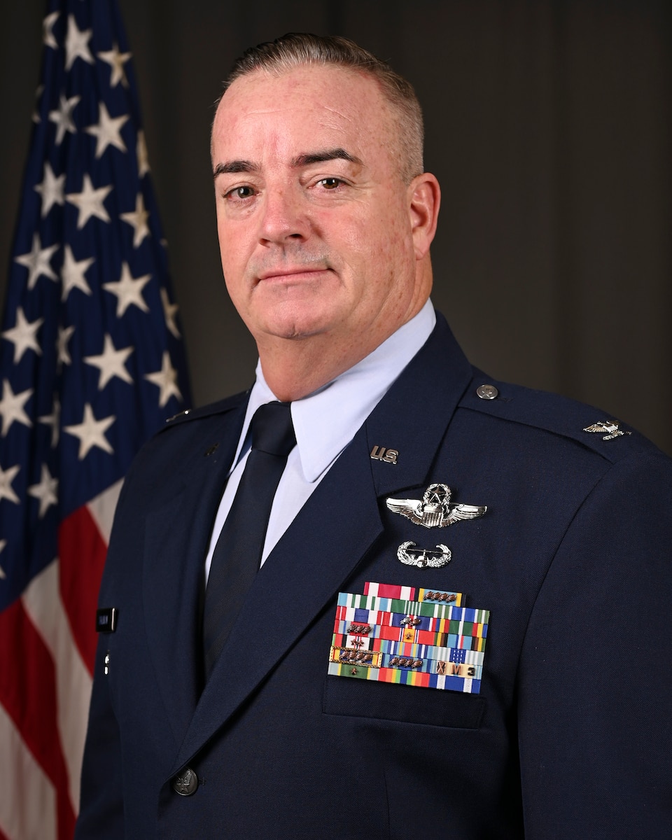Official Portrait of Col Lawrence Sullivan
