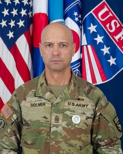 ommand Sergeant Major Bolmer – Official Photograph
