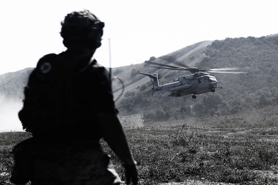 A CH-53E Super Stallion assigned to Marine Heavy Helicopter Squadron (HMH) 466, Marine Aircraft Group 16, 3rd Marine Aircraft Wing, lands during Vertical Assault Raid Course on Marine Corps Base Camp Pendleton, California, Sept. 24, 2025.