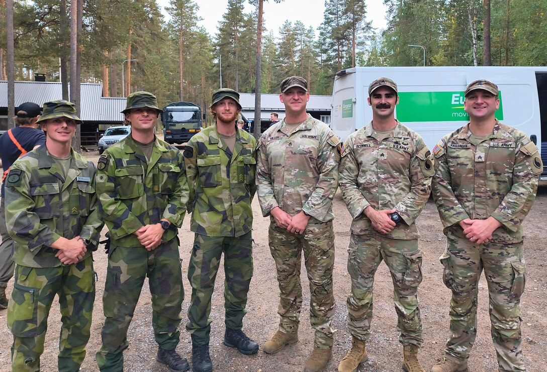 Red Dragons participate in Finish sniper competition