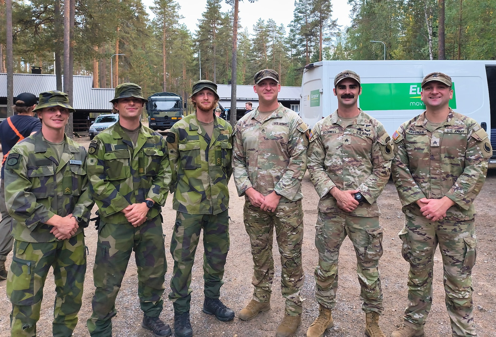 Red Dragons participate in Finish sniper competition