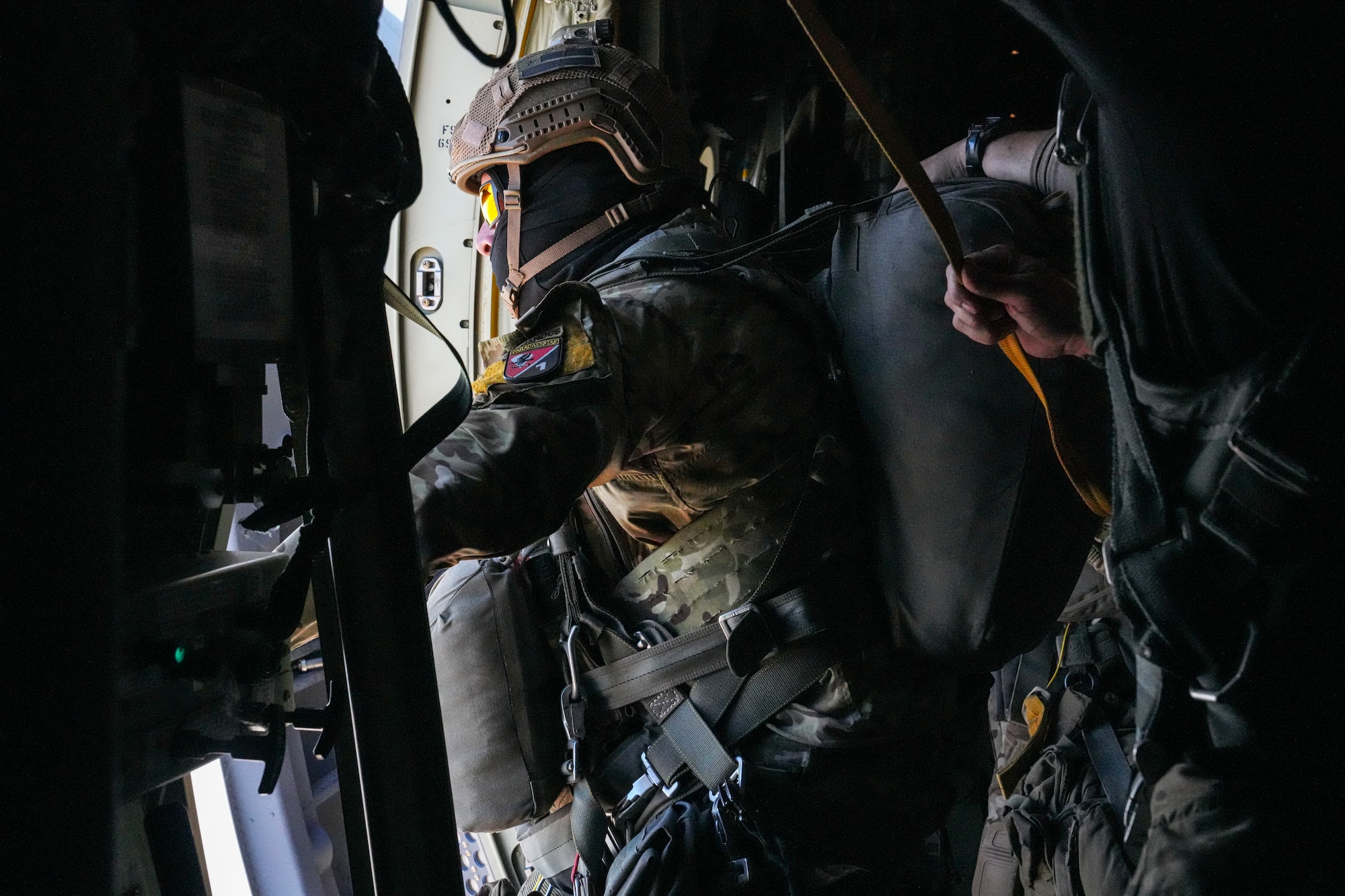 A Chilean Paracaidista prepares to jump from an MC-130 Commando II while conducting an airborne operation during SOUTHERN STAR 2025 in Antofagasta, Chile, May 30, 2025. SOUTHERN STAR ‘25 is a multinational special operations exercise taking place across Chile from May 26 to June 8, uniting forces from six nations and 10 observing countries to enhance interoperability and strengthen global SOF partnerships through joint training from as far north as Antofagasta to the southern region of Punta Arenas. (Photo by Airman 1st Class Gracelyn Hess)