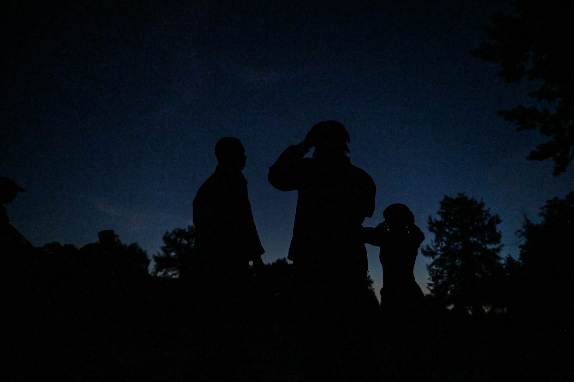 people prepare for night training