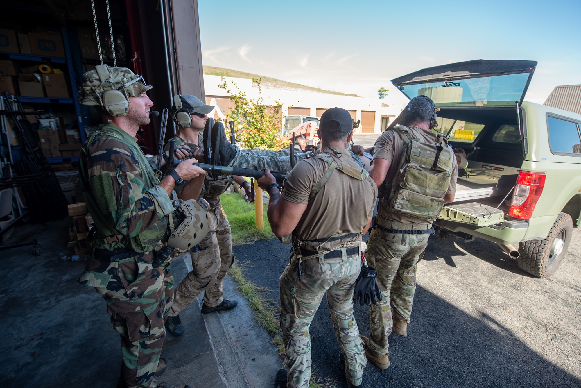 U.S. Air Force special tactics Airmen from the Kentucky Air National Guard’s 123rd Airlift Wing provide medical treatment to role-players during a mass casualty exercise at the Virgin Islands Air National Guard Station in Christiansted, U.S. Virgin Islands, Aug. 29, 2025 as part of Emerald Warrior 25.2, a large-scale special operations exercise staged in multiple locations by Air Force Special Operations Command. After being stabilized, the patients were evacuated aboard UH-60 Black Hawks from the Mississippi Army National Guard’s 185th Aviation Brigade. (U.S. Air National Guard photo by Phil Speck)