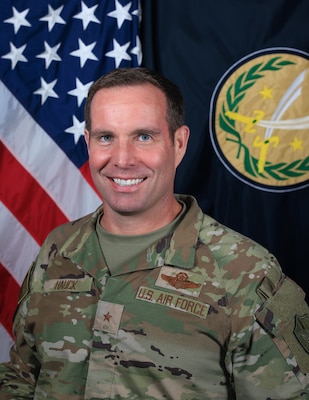 BG Leslie Hauck Headshot