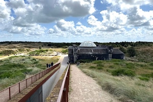 Nelson Trains with Danish Home Guard
