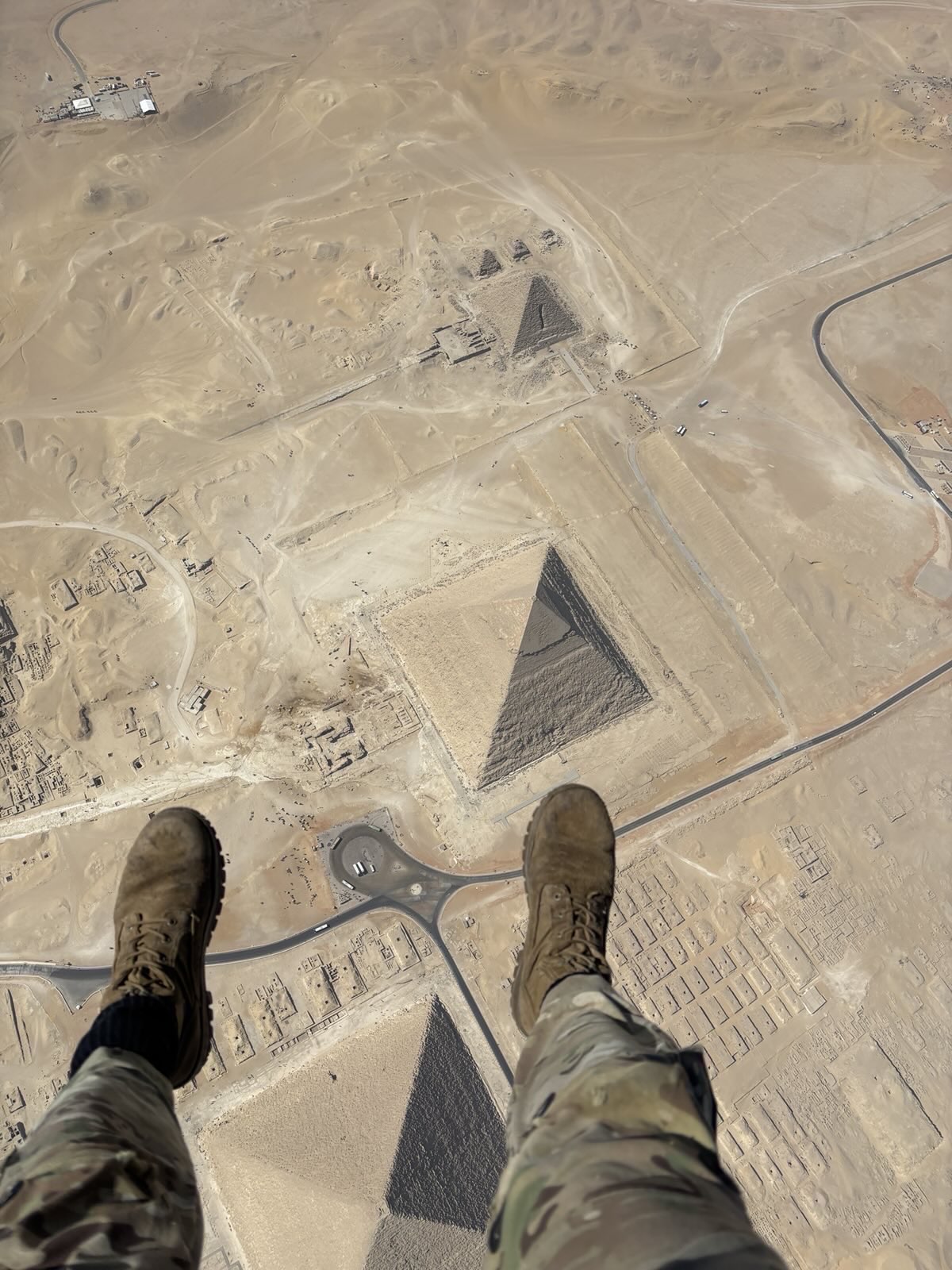 255　TOP of Pyramid Great Pyramid of Giza Coordinates and Speed of Light