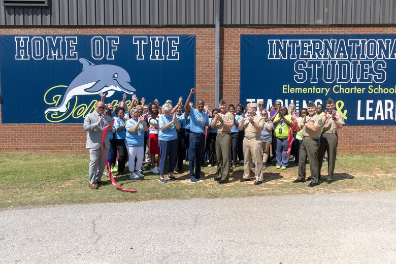 MCLB Albany Marines Partner with Elementary School Teachers to Offer Hands-On Mentorship
