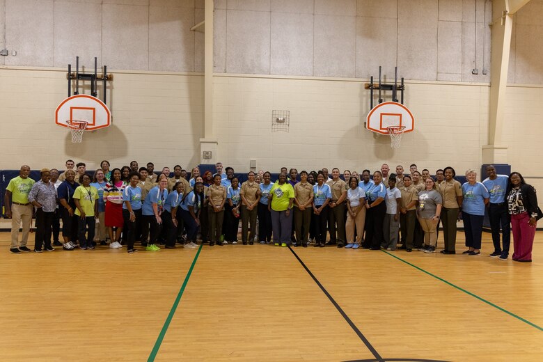 MCLB Albany Marines Partner with Elementary School Teachers to Offer Hands-On Mentorship