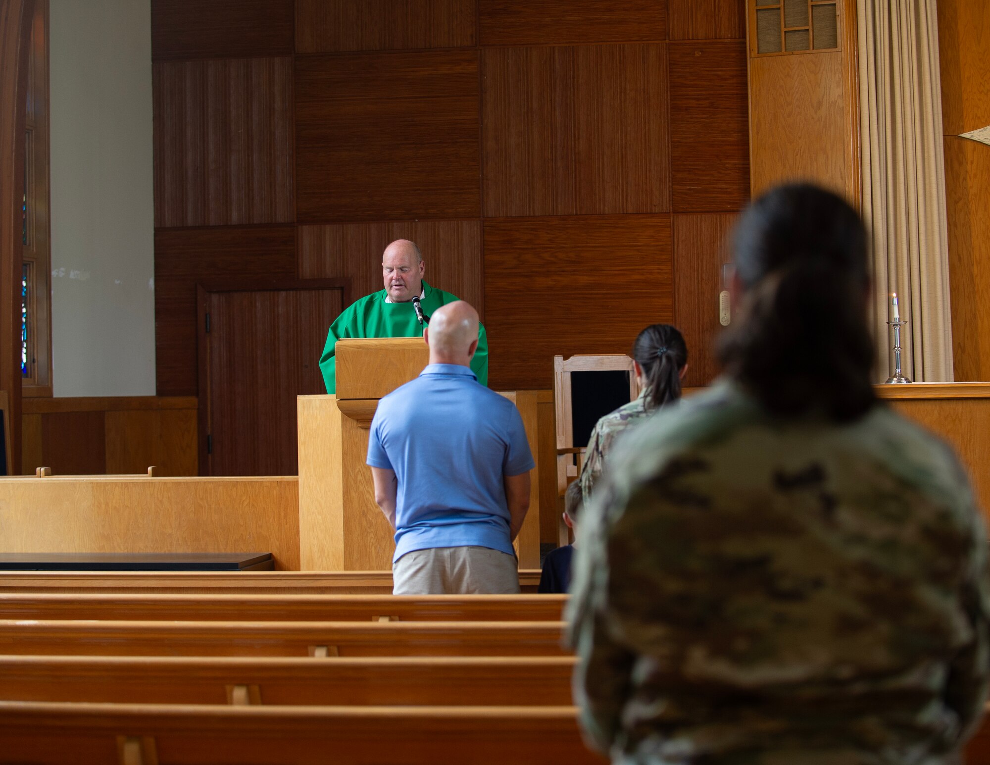 U.S. Air Force Ch. (Lt. Col., ret.) John Echert offers Roman Catholic Mass in St. Paul, Minn., Aug. 8, 2025.