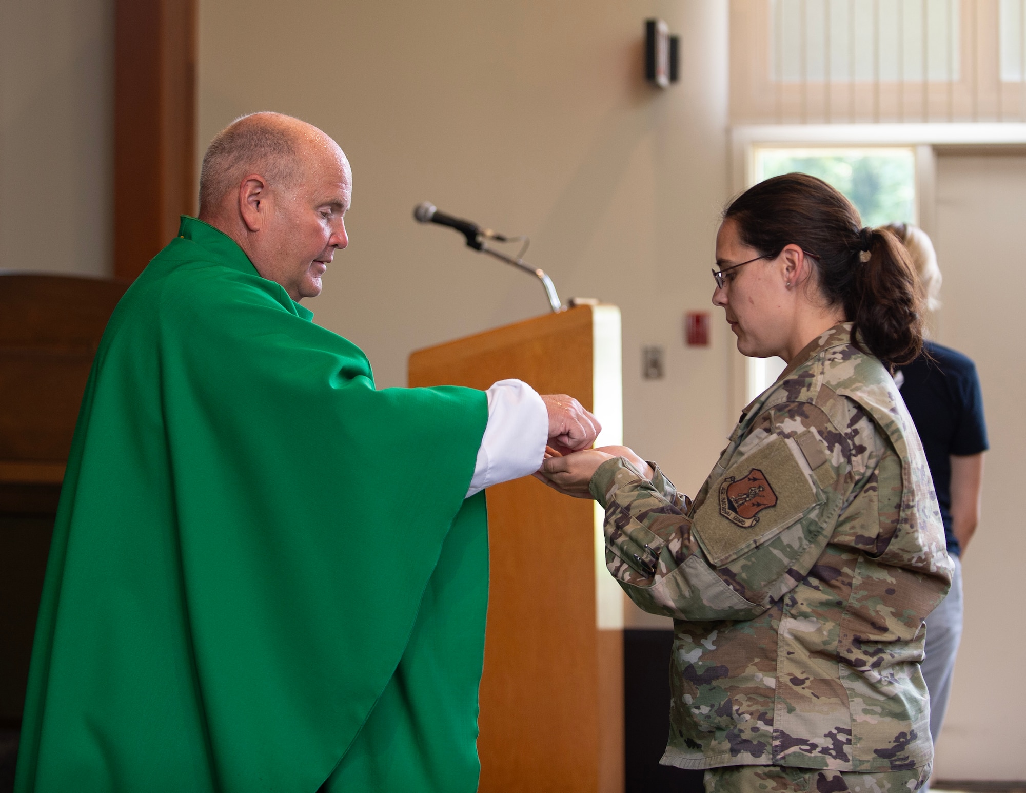 U.S. Air Force Ch. (Lt. Col., ret.) John Echert offers Roman Catholic Mass in St. Paul, Minn., Aug. 8, 2025.