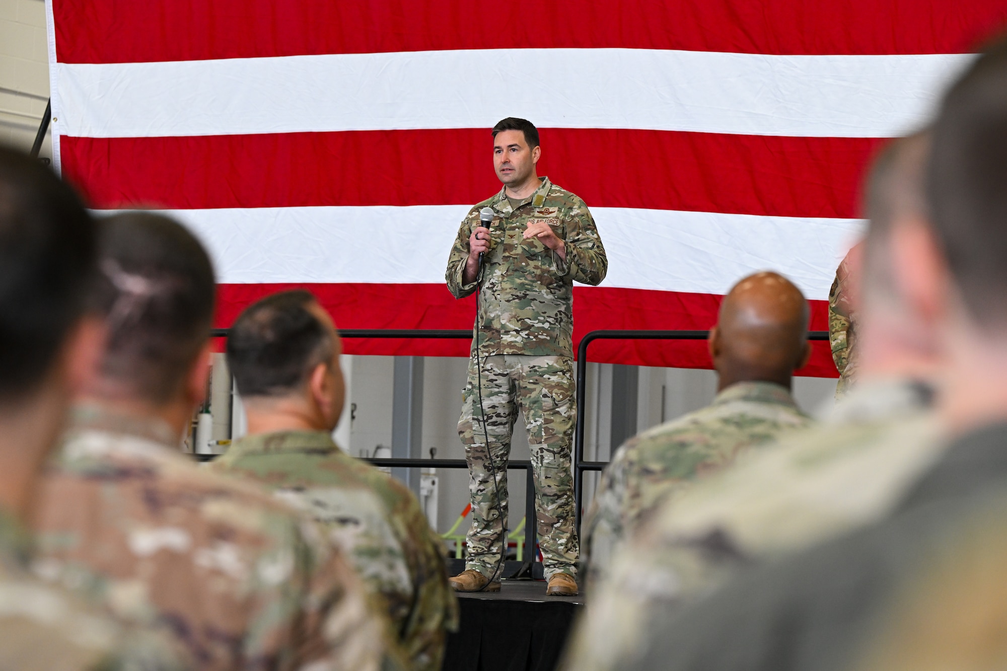 Col. Matthew Gorsuch, the 910th Airlift Wing deputy commander, speaks to his Reserve Airmen, Sept. 6, 2025, during a commander’s call at Youngstown Air Reserve Station, Ohio.
