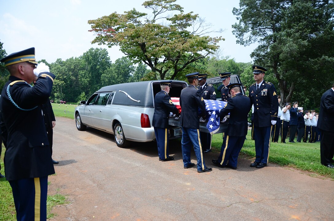 Virginia Guard D-Day veteran laid to rest in Charlottesville