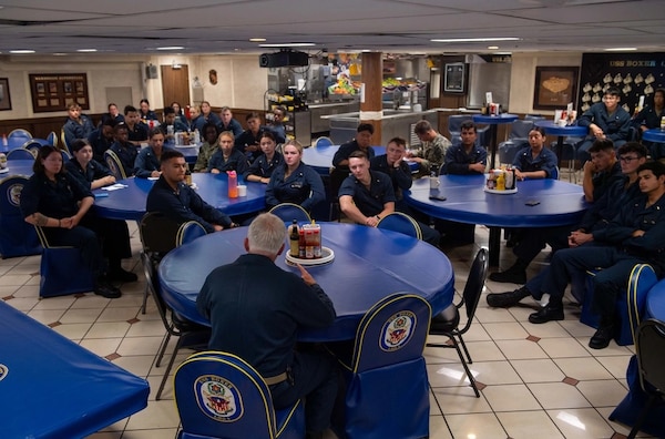Midshipmen meet Boxer CO