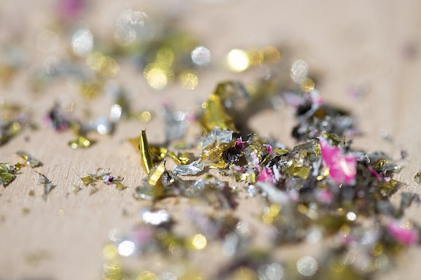 Image of a pile of microplastic chips.