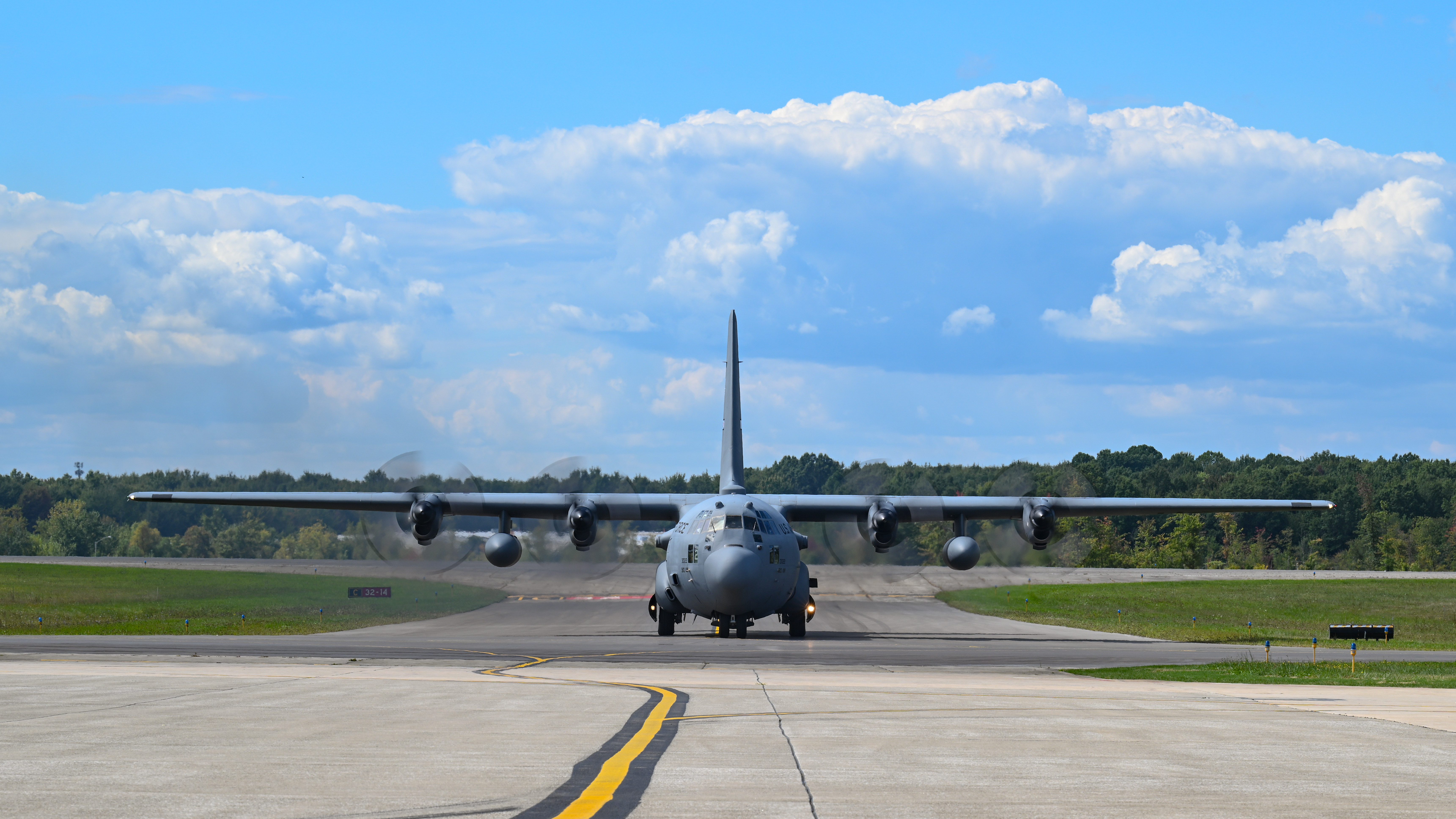 A C-130H Hercules taxis over to Reserve Airmen with the 76th Aerial Port Squadron during the 76er Skills Challenge at Youngstown Air Reserve Station, Ohio, Sept. 7, 2025.