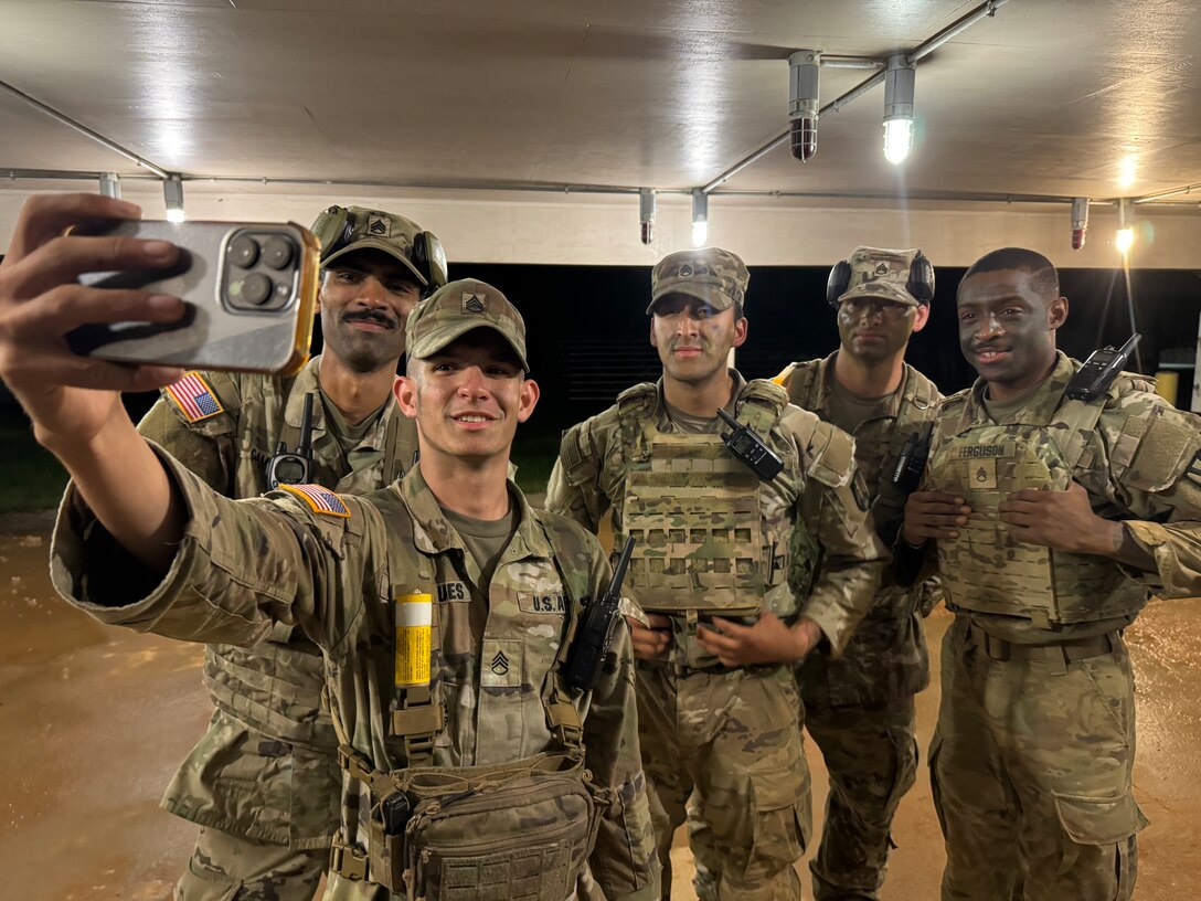 Mentors, Coaches, Leaders: Army Reserve Drill Sergeants at Basic Training