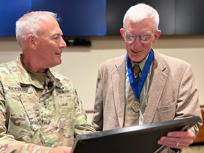 88th Readiness Division command historian receives honorary 'Order of the 88th'