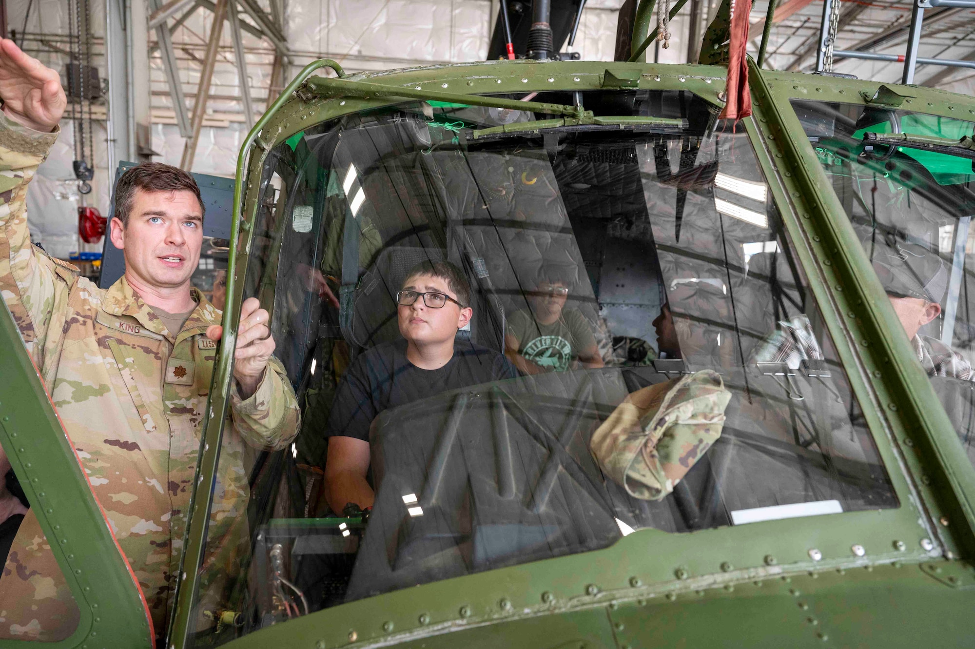 Teen tours squadron that saved his life