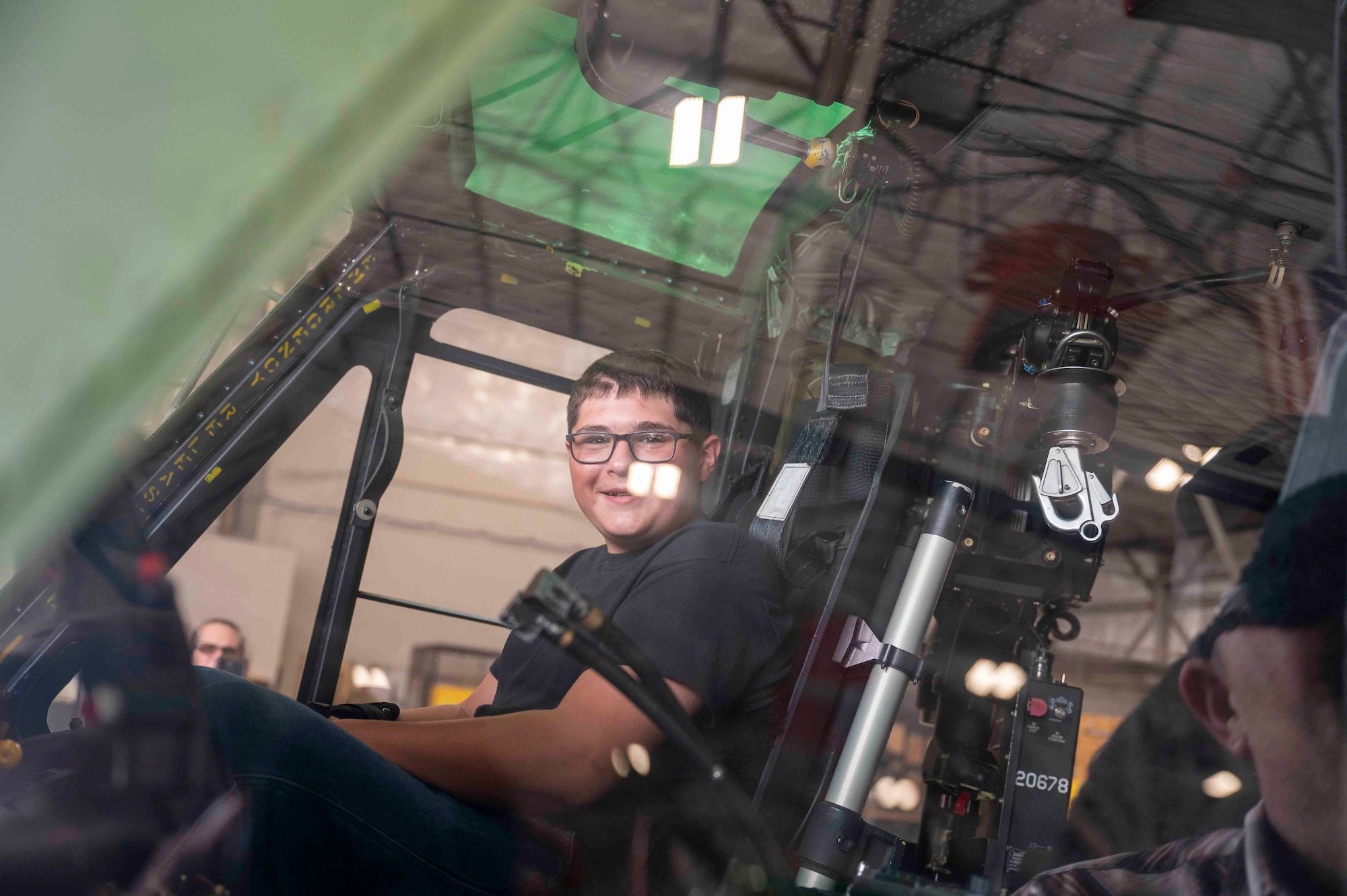 Teen tours squadron that saved his life