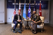 Mr. Hugh Jeffrey Deputy Secretary of Strategy, Policy and Industry, Department of Defence, Australia and Gen. Xavier Brunson, Commander of the United Nations Command, Combined Forces Command and U.S. Forces Korea conduct a bilateral meeting during the Seoul Defense Dialogue 2025 conference in Seoul, Korea, September 9, 2025.