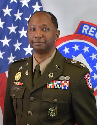 1E Harrisburg Commander Command Photo