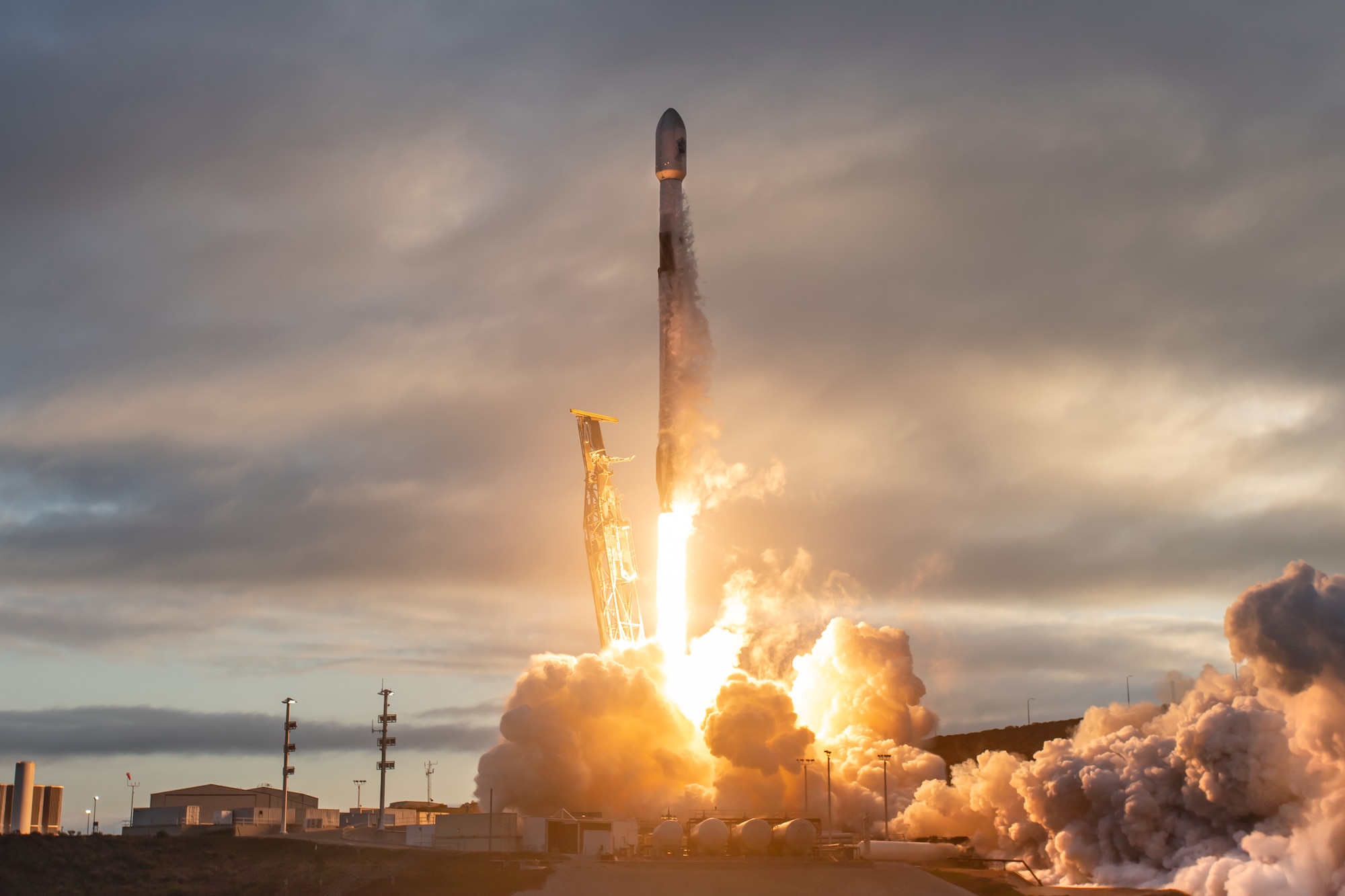 The U.S. Space Force’s Space Systems Command (SSC) Assured Access To Space (AATS) and Space Launch Delta 30 (SLD 30) teams successfully launch the Space Development Agency’s Tranche 1 Transport Layer-B (T1TL-B) mission aboard a SpaceX Falcon 9 rocket from Space Launch Complex (SLC)-4 East at 7:12 a.m. PST from Vandenberg Space Force Base, California, Sept. 10, 2025.  Tranche 1 launches will continue with an approximate cadence of one launch per month for the next nine months, using National Security Space Launch (NSSL) providers, until the full space vehicle constellation is on orbit. (Credit: SpaceX)