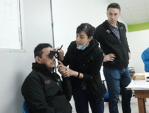 U.S. Air Force Maj. Karina Bostwick, 59th Medical Wing, JBSA-Lackland, performs an eye test during the two-week surgical eye mission as part of Panamax Alpha Phase II, Santiago de Veraguas, Panama, Aug. 26, 2025, through Sept. 11, 2025. The surgical mission brought together 48 local and U.S. doctors, nurses, and technicians to complete cataract removals, corneal transplants and other complex procedures alleviating an over six-month wait for some. The over 200 surgeries provided not only improved eyesight but symbolized the strength of the U.S.-Panama partnership. (Courtesy Photo)