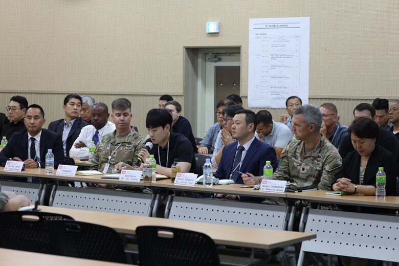 FED AND MND-DIA employees attend symposium to discuss military construction.