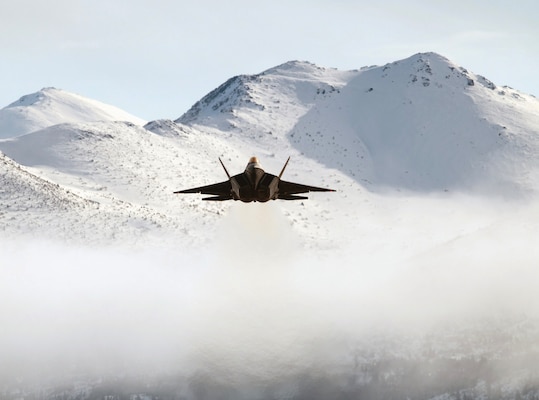 Air Force 90th Fighter Squadron F-22 Raptor takes off from Joint Base Elmendorf-Richardson, Alaska, April 7, 2024, for exercise Agile Reaper 24-1
(U.S. Air Force/Patrick Sullivan)