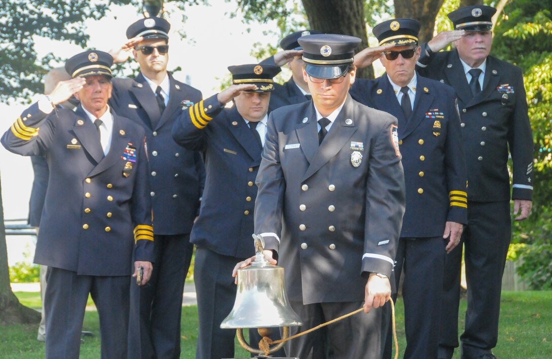 Army Reserve leader honors 9/11 fallen at Red Bank, N.J., commemoration
