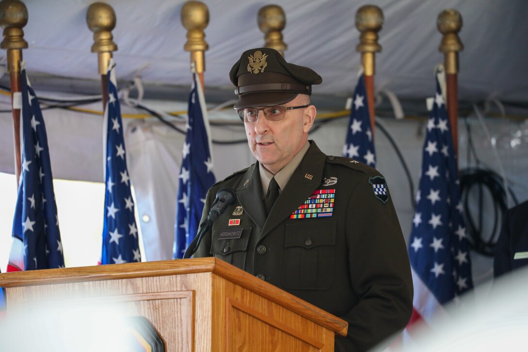 Army Reserve leader pays tribute to 9/11 fallen at Fort Totten event