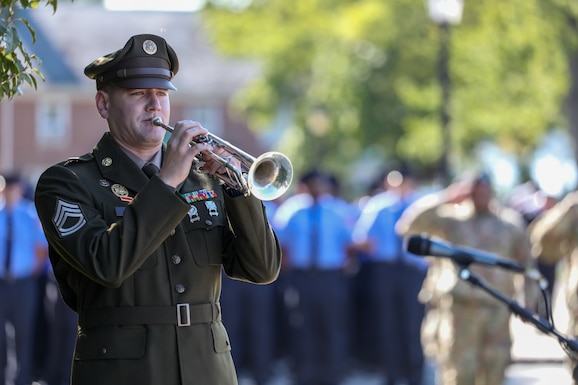 Army Reserve leader pays tribute to 9/11 fallen at Fort Totten event