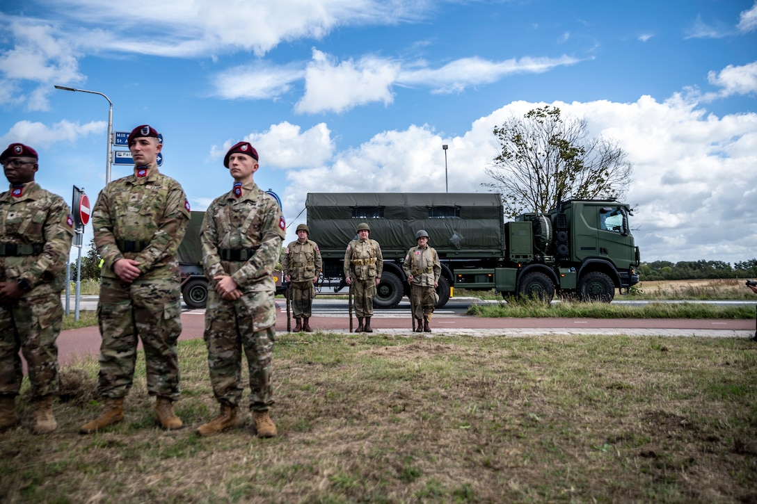 Memorial Unveiled in Grave Honors 1st Lt. Hanford A. Files