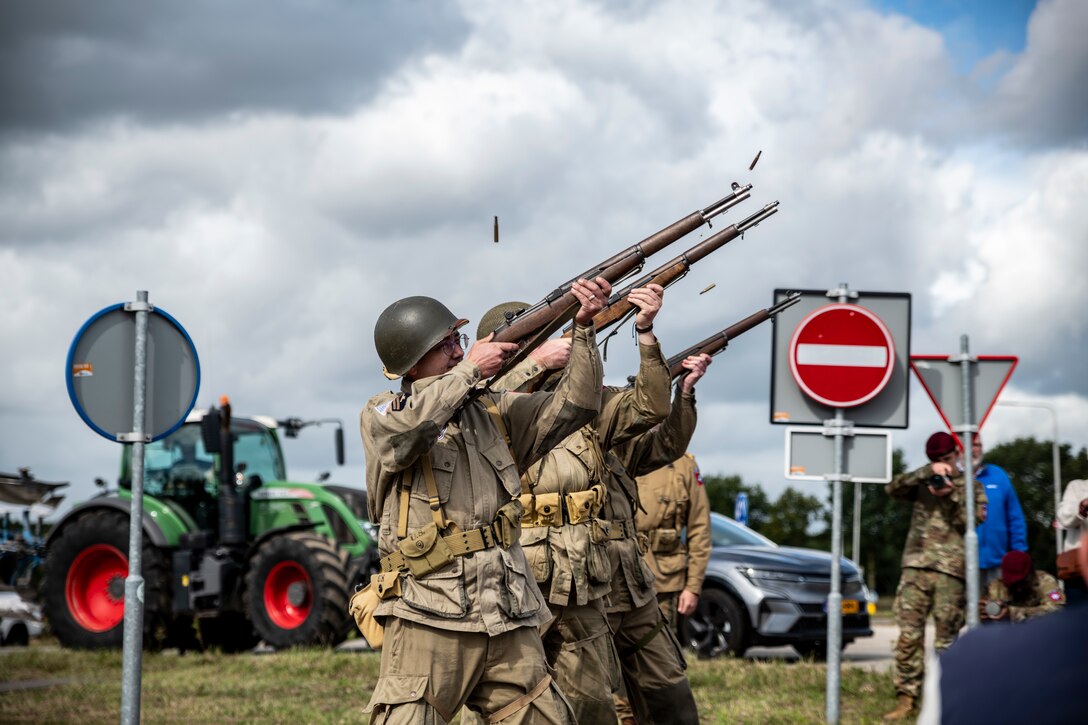 Memorial Unveiled in Grave Honors 1st Lt. Hanford A. Files