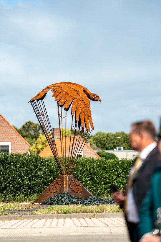 Memorial Unveiled in Grave Honors 1st Lt. Hanford A. Files