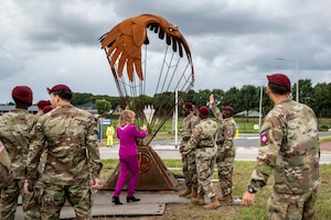 Memorial Unveiled in Grave Honors 1st Lt. Hanford A. Files