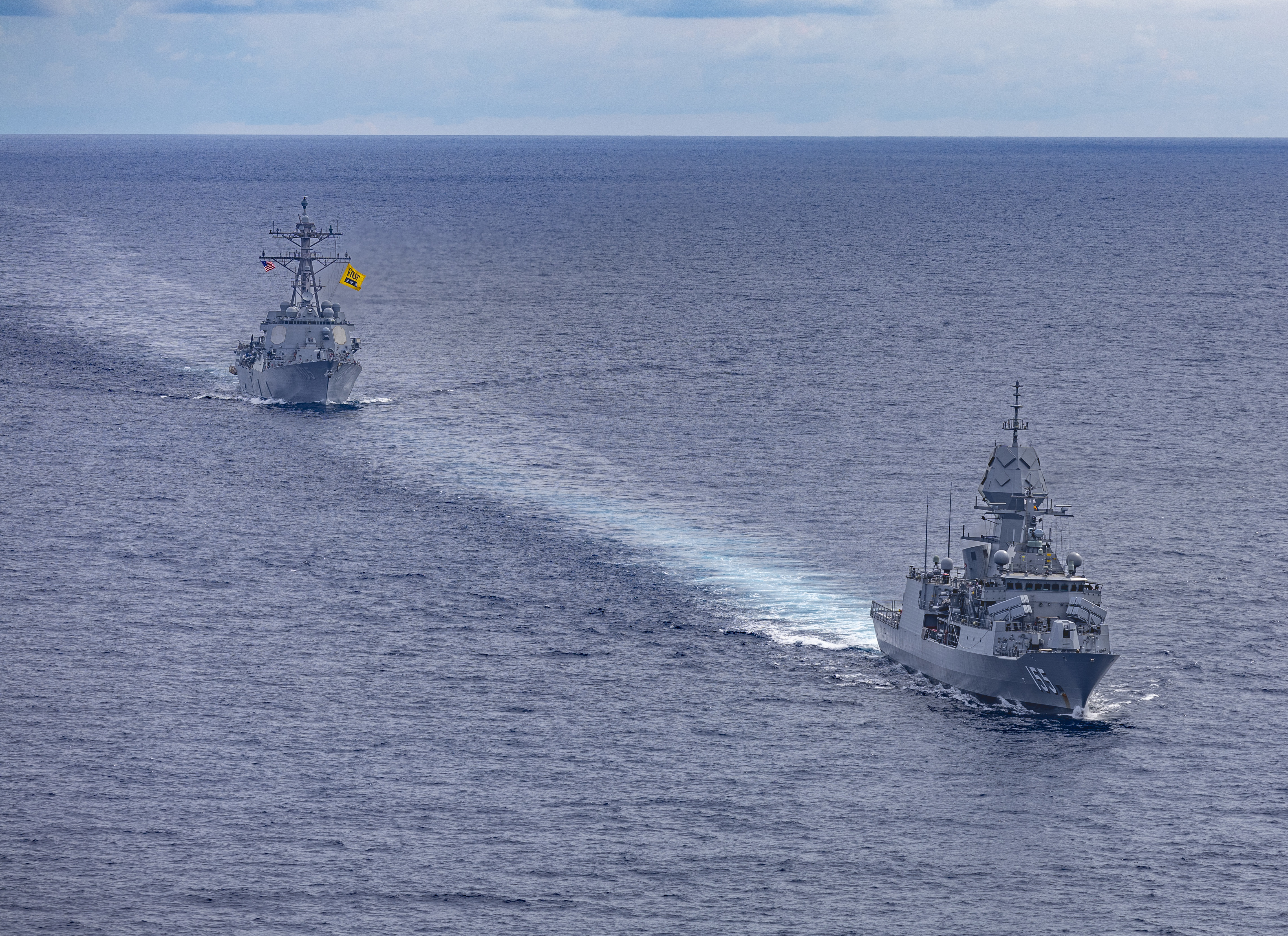 NCIS & U.S. MISSION AUSTRALIA チャレンジ U.S., Australia Naval Forces Conduct Bilateral Training in the