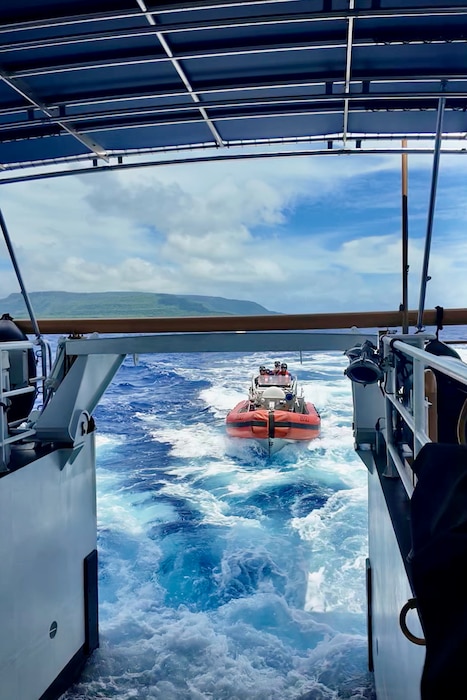 The USCGC Myrtle Hazard (WPC 1139) recovers the small boat after visiting to Rota on Aug. 27, 2025.