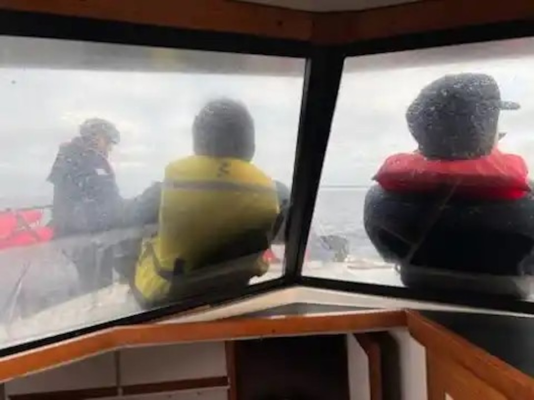 The crew of the Coast Guard Cutter David Duren (WPC 1156) interdicted 21 suspected aliens aboard a 30-foot vessel approximately 26 miles west of La Jolla, California, Sunday evening.