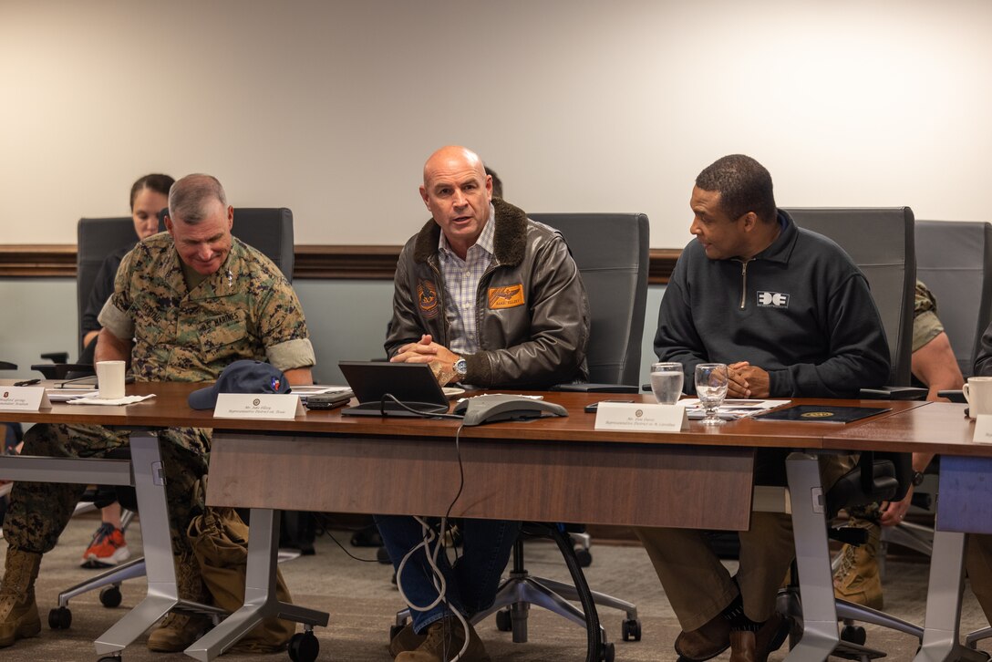 Bipartisan Congressional Delegation Tours MCB Camp Lejeune