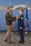 U.S. Air Force Tech. Sgt. Edward Wick, a munitions controller with the 115th Fighter Wing, Wisconsin Air National Guard, receives the 2024 1st. Lt. Thomas E. Wortham IV Achievement Award from U.S. Army Maj. Gen. Matthew J. Strub, Wisconsin’s adjutant general, at Truax Field in Madison, Wisconsin, Sept. 11, 2025. Wick received the award for excellence in his community and his military service through mentorship and commitment to others. (U.S. Air National Guard photo by Staff Sgt. Olivia Sherman)