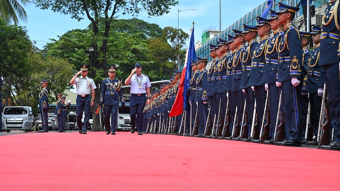 Lt. Gen. visits Manila