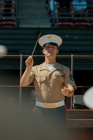 Marine Band San Diego perform at the 159th Scottish Highland Gathering and Games