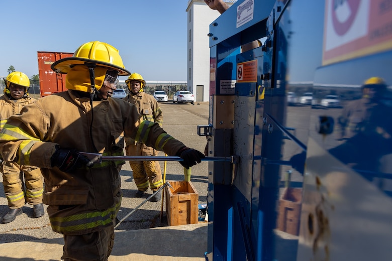 AFD recruit training at MCLBA