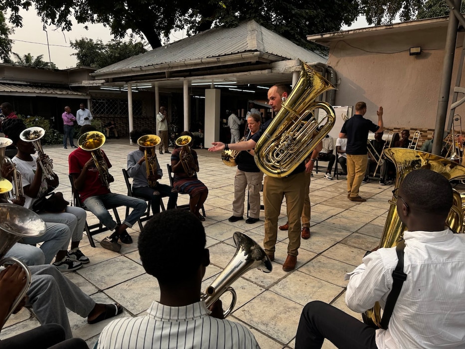 Band members host workshop