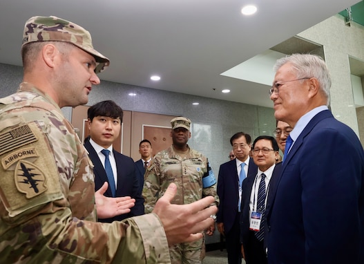 Former President Moon visits the JSA