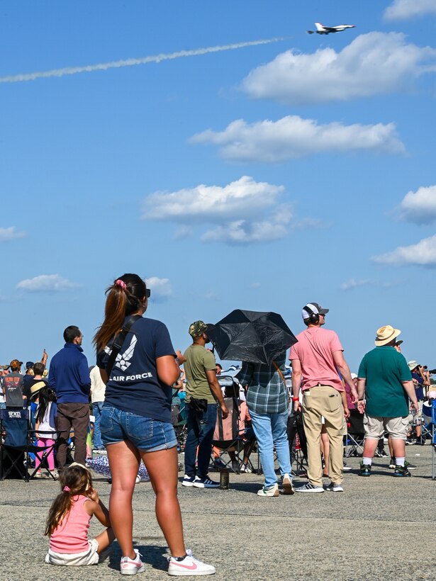 The U.S. Air Force Thunderbirds demonstration team perform during the 2025 Joint Base Andrews Air Show.