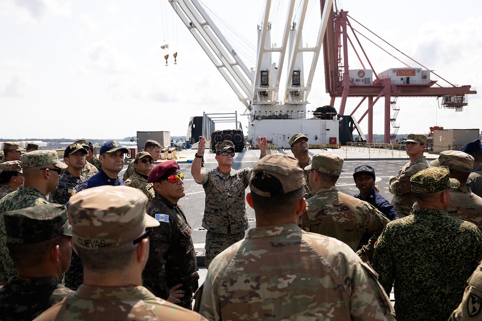 Blount Island Visit Strengthens Joint Operability, Supports Allied Cooperation