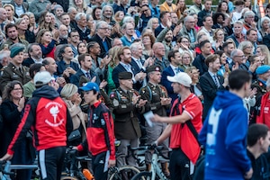 Remembrance procession in Eindhoven